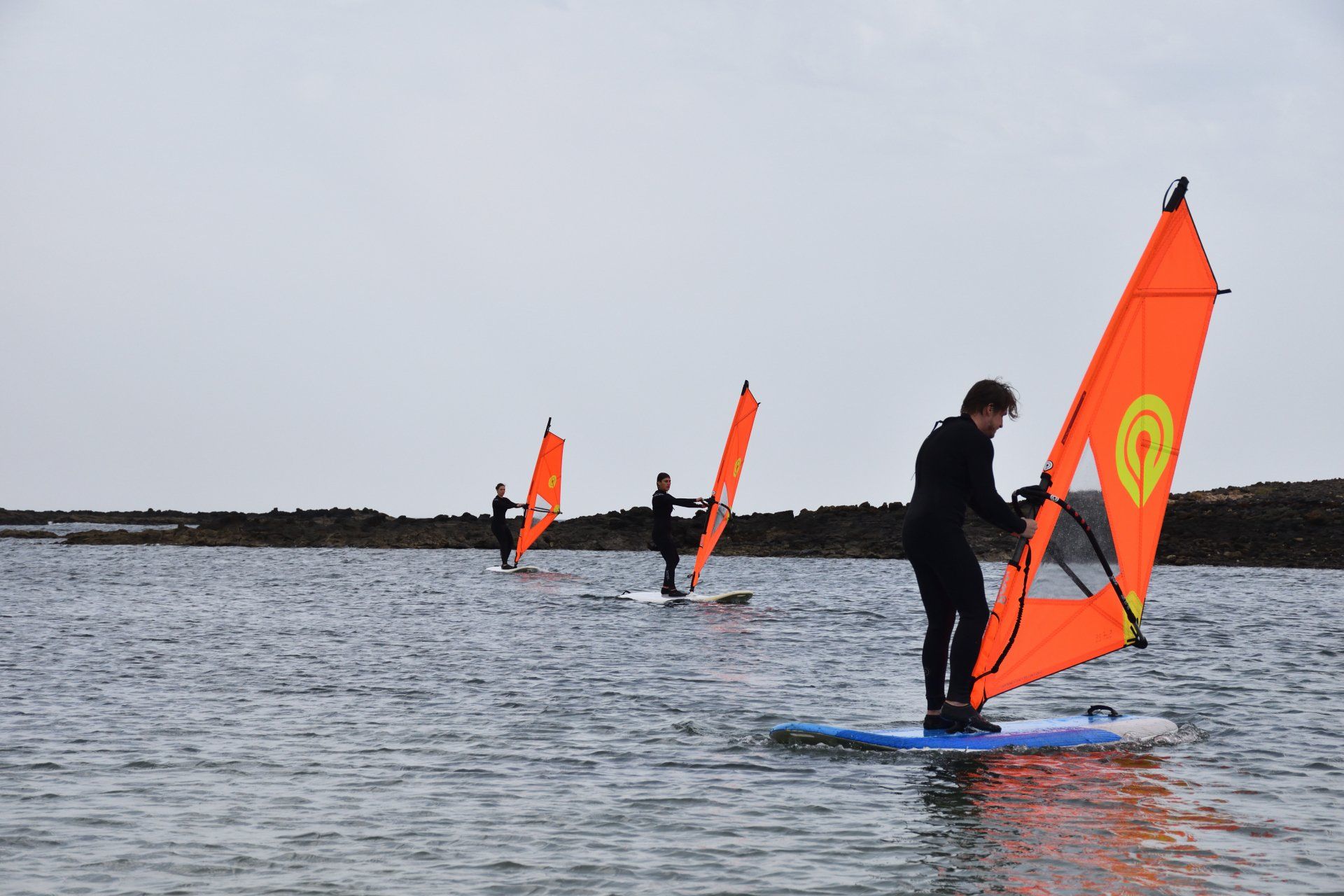Beginner windsurf lesson in Fuerteventura