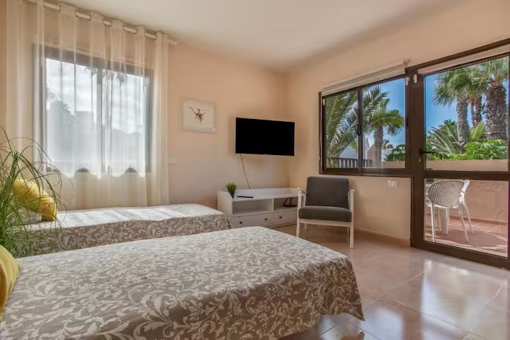 Apartment Elena — photo 2 of 12